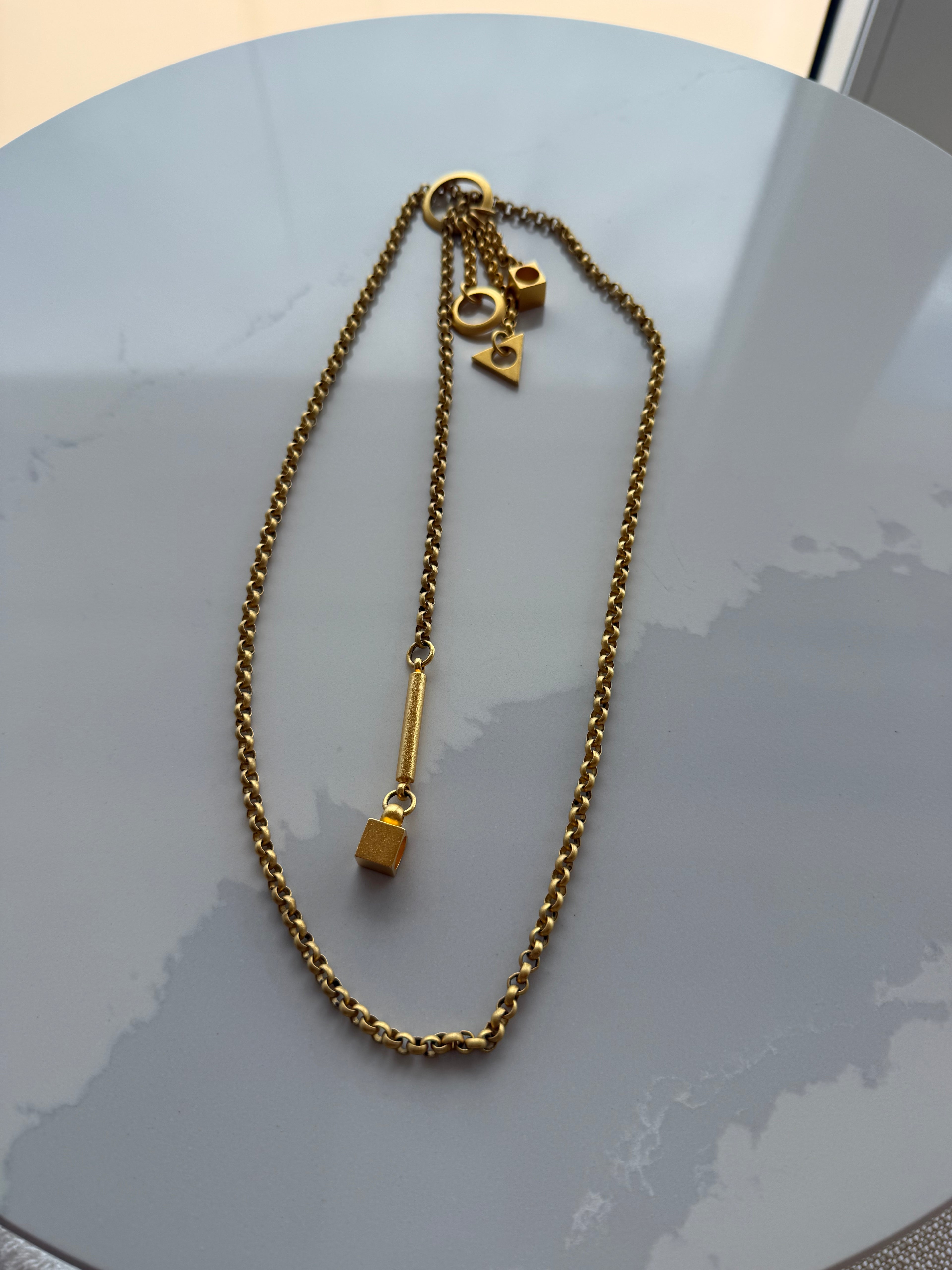 Vintage 1980’s Brushed Gold Lariat Necklace